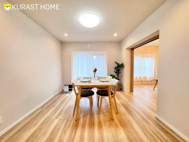 メゾン神足2号棟　2階の居間・リビング