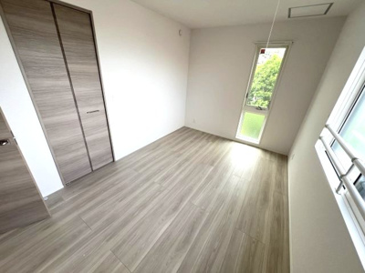 【寝室】 | ブリランテ森南町