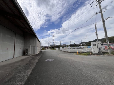 【駐車場】 | 西脇市高嶋町 貸倉庫