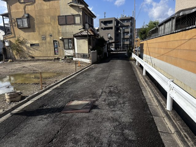 【前面道路含む現地写真】 | 七条御所ノ内西町　売土地（建築条件無）　A号地 | 毎日のお買い物に便利なフレスコ 八条店まで徒歩5分♪