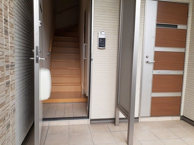 サンセールの玄関