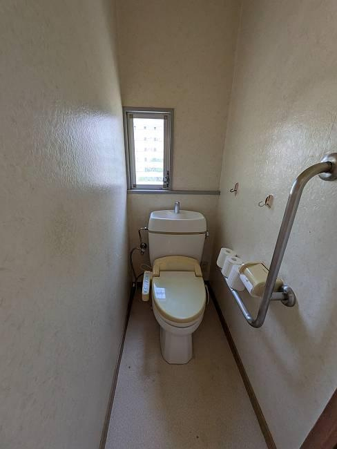 高知市愛宕3丁目　中古戸建てのトイレ