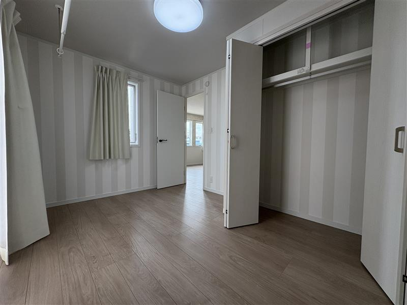 プチアンジュの洋室