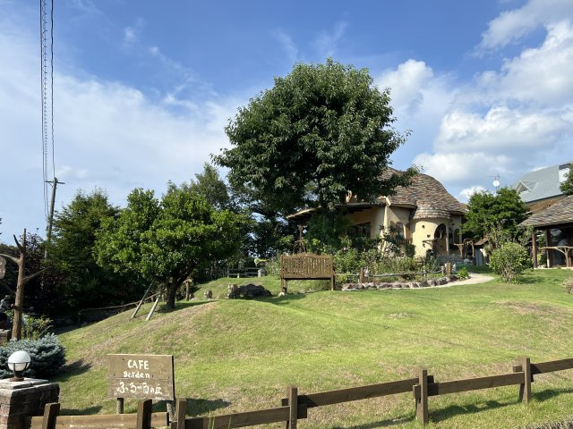 伯耆町小林　アイノピア売店舗（別荘地内）