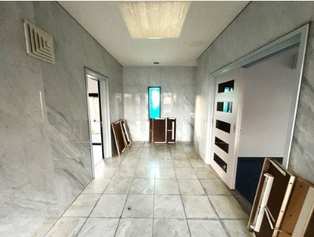 守山市吉身１丁目の店舗事務所の内装