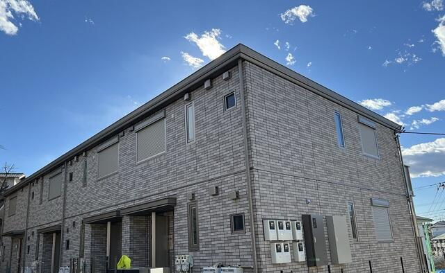 ポミエ川崎の外観