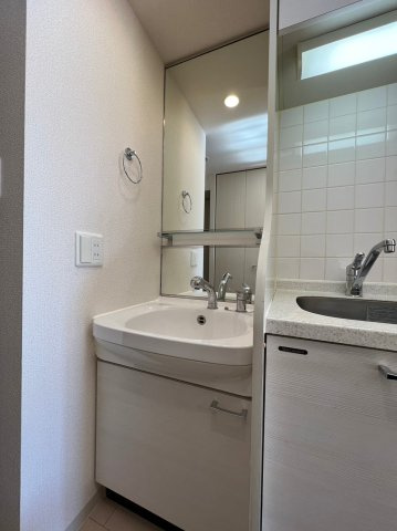 プレサンス金山グリーンパークス　名古屋市賃貸　仲介手数料無料の洗面所