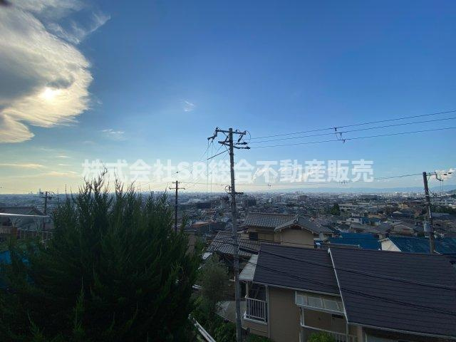 東豊浦町中古戸建の展望|2F和室からの展望です！大阪平野が見渡せます♪