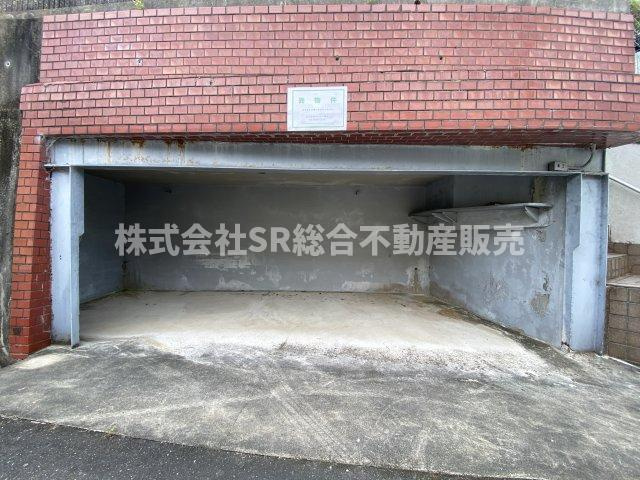 東豊浦町中古戸建の駐車場|駐車スペースもあります