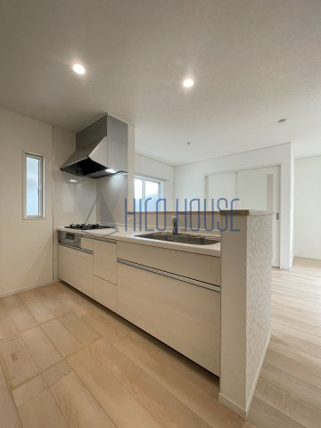 クレイドルガーデン川越市かし野台第2 2号棟のキッチン