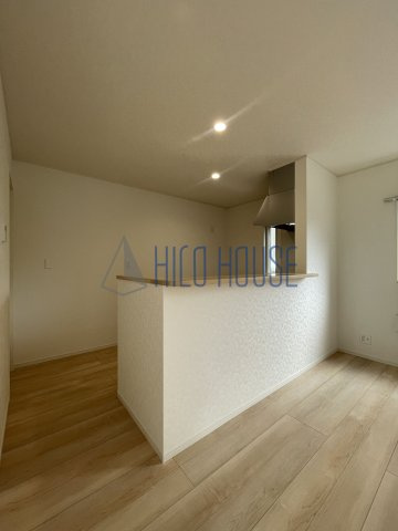 クレイドルガーデン川越市かし野台第2 2号棟のキッチン