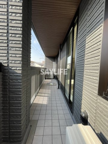 ＆　FUMINOSATOのロビー