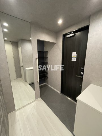 ＆　FUMINOSATOの玄関