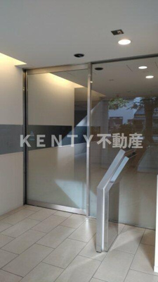 【エントランス】 | プラウドフラット鶴見Ⅰ | 落ち着いたエントランスです