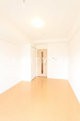 【居間・リビング】 | プラウドフラット鶴見Ⅰ | ゆったり過ごせるリビングです