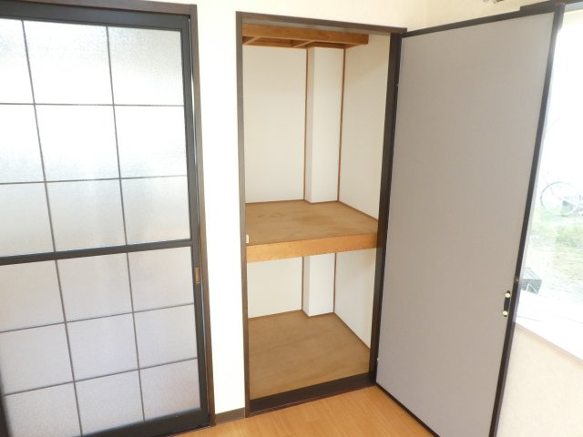 ファミール仁川Ⅱの収納
