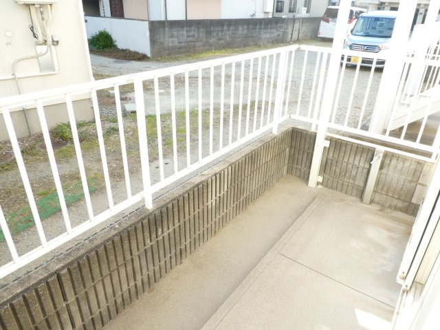 ファミール仁川Ⅱのバルコニー