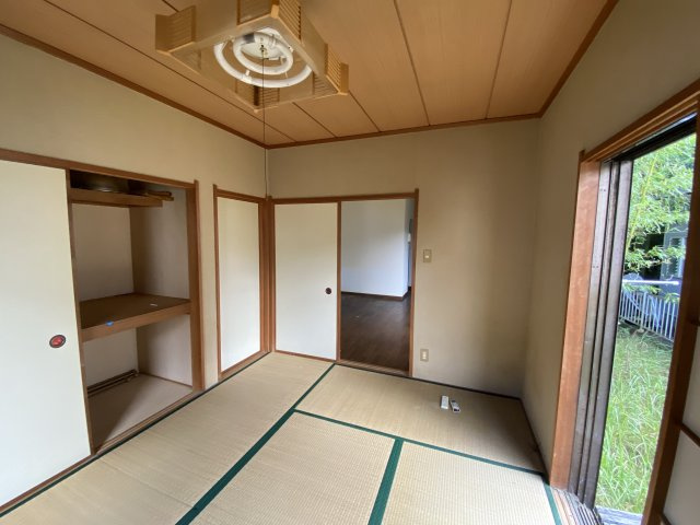 長生郡白子町剃金戸建の和室