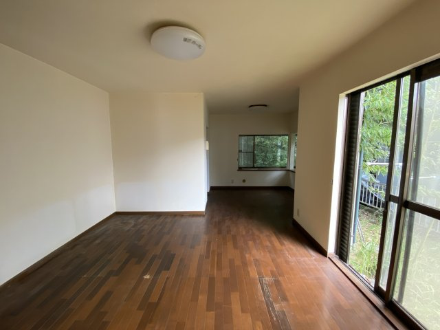 長生郡白子町剃金戸建の居間・リビング