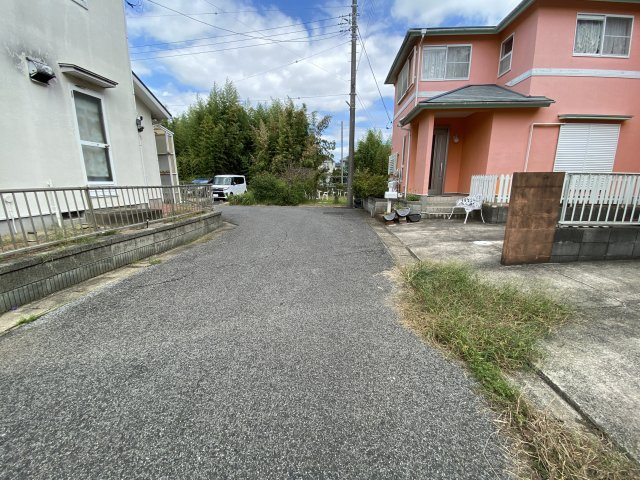 長生郡白子町剃金戸建の前面道路含む現地写真