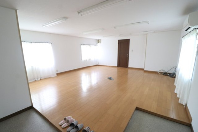 【内装】 | 母原倉庫付事務所