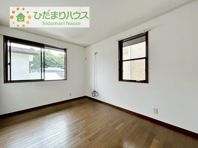【洋室】 | 我孫子市新木野3丁目　中古戸建 | 木の温もりがやさしいフローリング♪