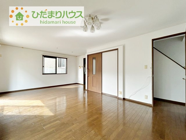 【居間・リビング】 | 我孫子市新木野3丁目　中古戸建 | お友達や親戚とホームパーティもいいですね(*^^*)