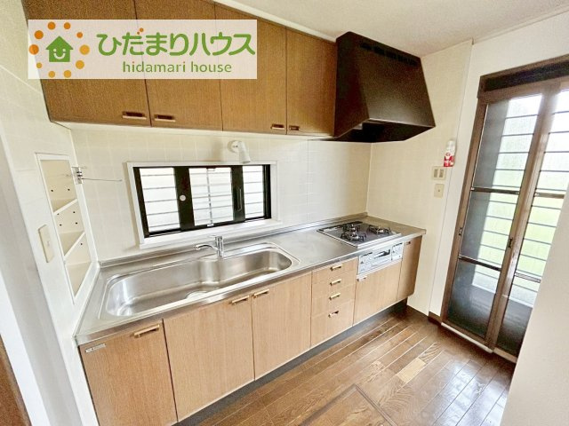 【キッチン】 | 我孫子市新木野3丁目　中古戸建 | 3口コンロでお料理する時間も短くなりそうですね(*‘∀‘)