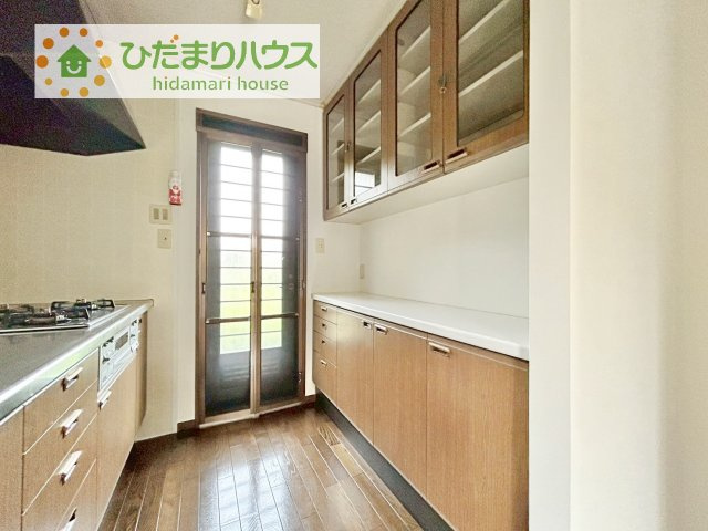 【キッチン】 | 我孫子市新木野3丁目　中古戸建 | 備え付け収納で、スッキリお片付け！