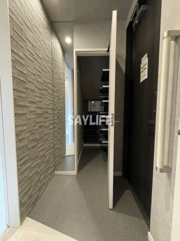 ＆　FUMINOSATOの玄関