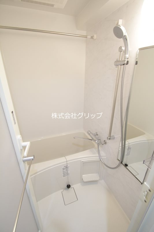 Le'a横濱天王町伍番館の浴室