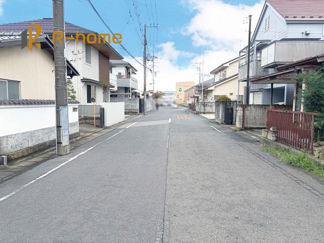 水戸市本町1期　新築戸建て　1号棟の前面道路含む現地写真|周辺環境も併せて案内致します！
ぜひ現地へお越しください♪