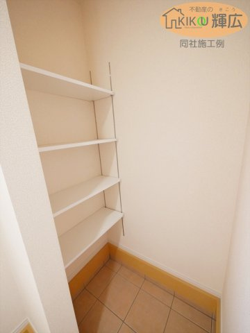 加古郡播磨町北野添（全3棟）1号棟の収納|同社施工例です。