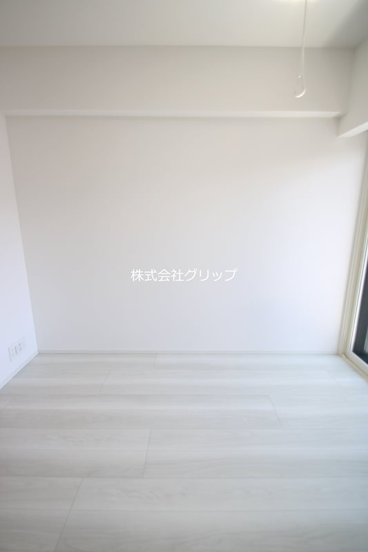 Le'a GRANDE横濱戸部の洋室