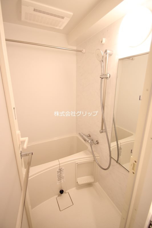 Le'a GRANDE横濱戸部の浴室