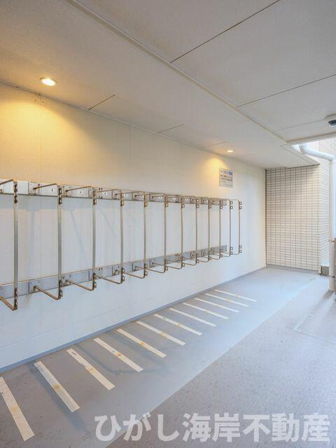 パレステージ片瀬江ノ島のその他共用部分|サーフボード置場