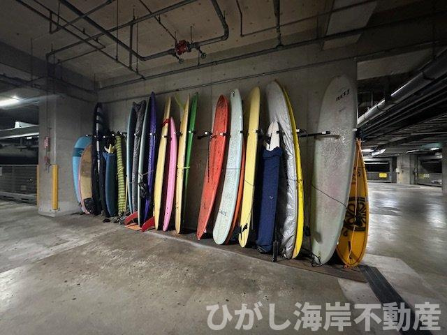東急ドエル・シーサイドコート鵠沼海岸のその他共用部分|サーフボード置き場