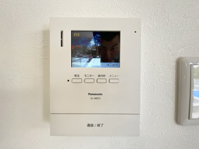 【セキュリティ】 | 嘉手納屋良（全6棟）3・4号棟 | 4号棟　TVモニター付きインターフォン♪