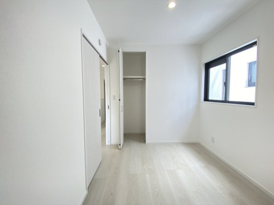 【収納】 | 嘉手納屋良（全6棟）3・4号棟 | 4号棟　洋室5.7帖＋CL付き♪