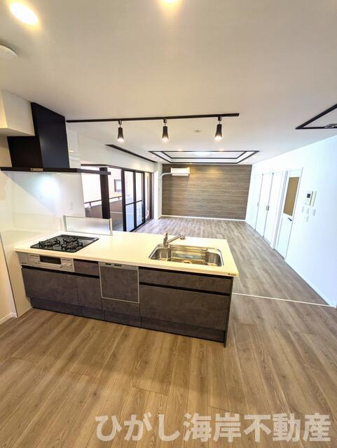 ライオンズテラス鵠沼のキッチン| 新規リフォーム完了！　システムキッチン