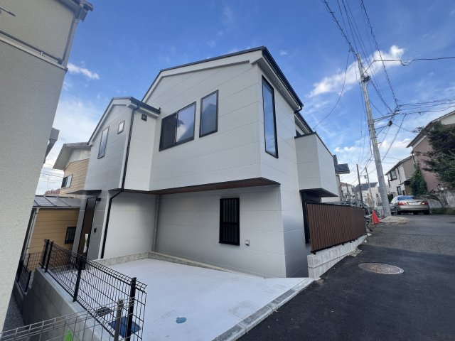 コンパクトサイズでも３ＬＤＫ♪この位でもイイよね！【鶴見区北寺尾6丁目】新築戸建の外観|外観もきれいです