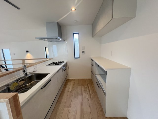 コンパクトサイズでも３ＬＤＫ♪この位でもイイよね！【鶴見区北寺尾6丁目】新築戸建のキッチン|きれいなキッチンです