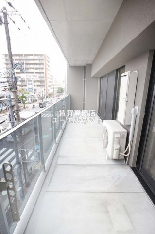 【バルコニー】 | Laughter | バルコニー付きで採光＆風通し良好！