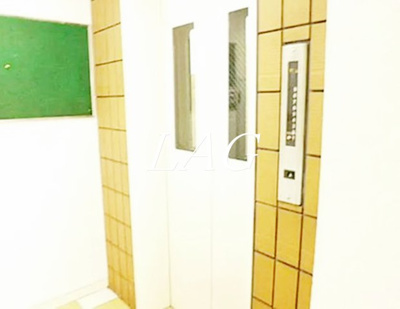 【その他】 | アネックスＭ | エレベーターになります。