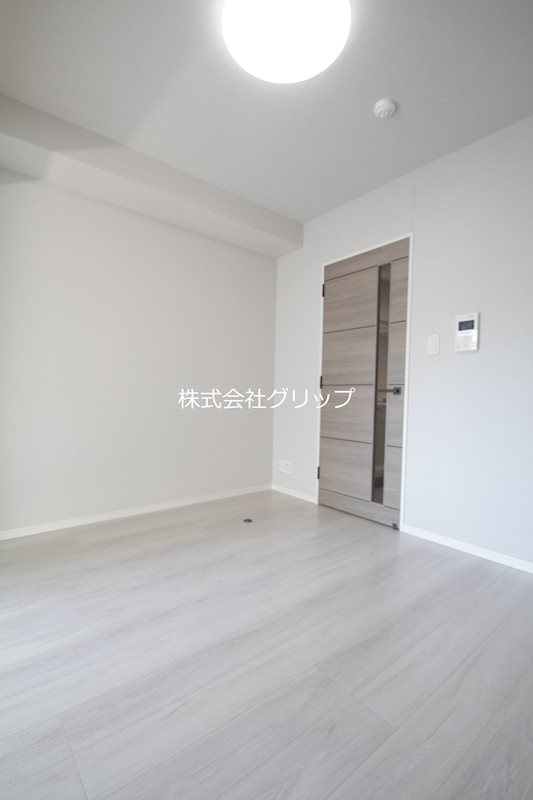 Le'a横濱コアフォートの洋室