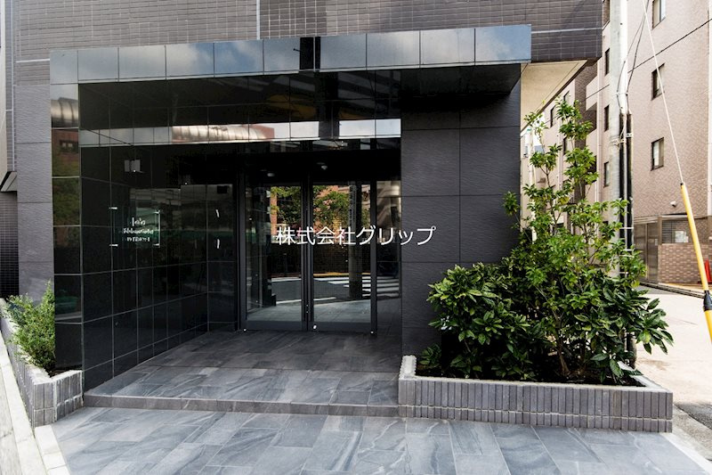 Le'a横濱コアフォートのエントランス
