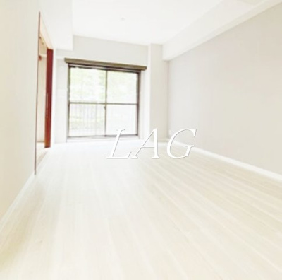 【居間・リビング】 | メゾン・カメリア | 洋室のお部屋です。