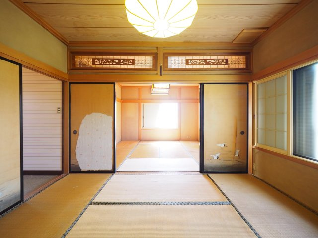 【和室】 | 【中古戸建住宅】大仙市大曲あけぼの町６LDK 中古戸建て住宅 大曲小学校800m 大曲の花火会場目の前200m車庫あり