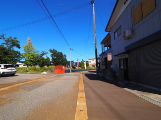 【前面道路含む現地写真】