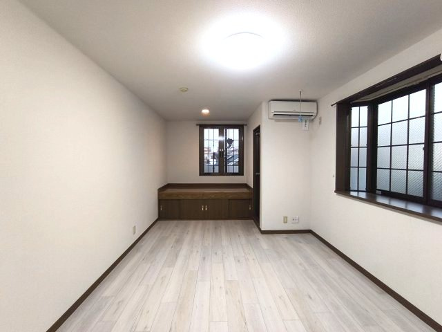 江戸川区松江７丁目の賃貸マンションの居間・リビング